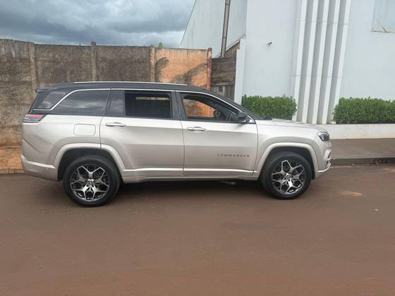 JEEP COMMANDER 2.0 TD380 TURBO DIESEL OVERLAND AT9